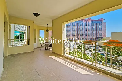 Unfurnished Type F | High Floor | Vacant