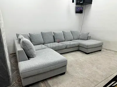 Brand New condition the one brand Kingston Ushape sofa