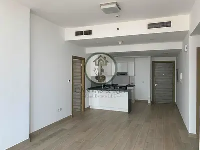 HIGH FLOOR | COMMUNITY VIEW | PRIME LOCATION