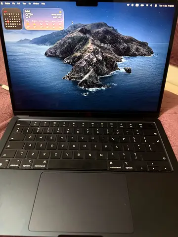 MacBook air 13.6-inch (Space Gray) - Good Condition, Working macOS 2022