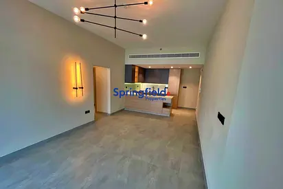 Contemporary Unit | Elegant | 2BR | With Balcony