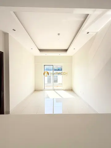 Higher Floor | Unfurnished 1BR | Community View
