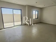 Ready to Move | Kitchen Appliances | Spacious