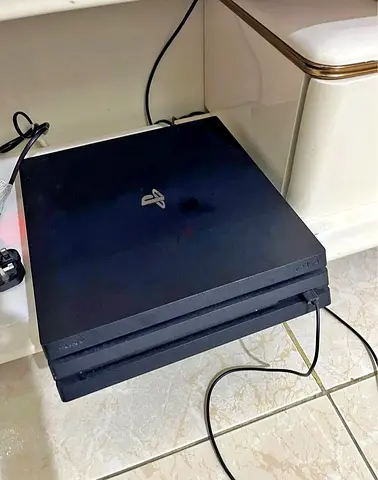 PlayStation 4 Pro 1tb