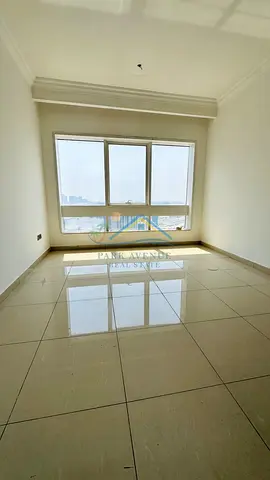 EXCELLENT 1 BHK WITH PARKING