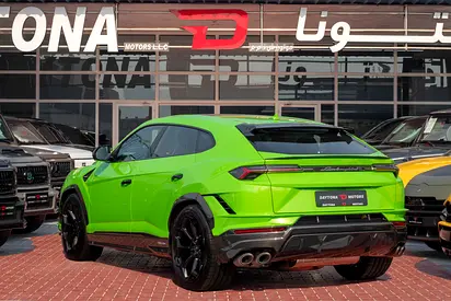 صورة مصغرة 2 لـ 2024 Lamborghini URUS