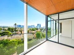 Golf Views | Vacant | Top Amenities