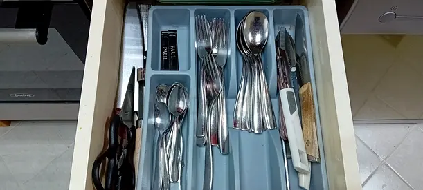 Used Kitchen Cutlery Set with Drawer Organizer - Mixed Spoons, Forks, Knives