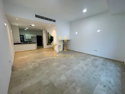 Luxurious 4 BHK + Maid | Open Kitchen | Community Pool