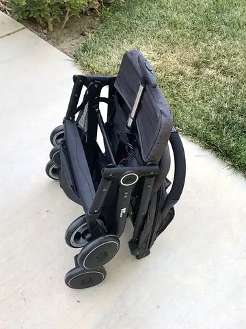 Amzdeal Airplane Lightweight Travel Stroller with Pull Rod Umbrella Stroller One-Hand Fold Design