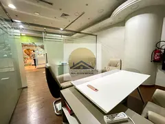 Shop or Office AC Free with 110k close to Metro