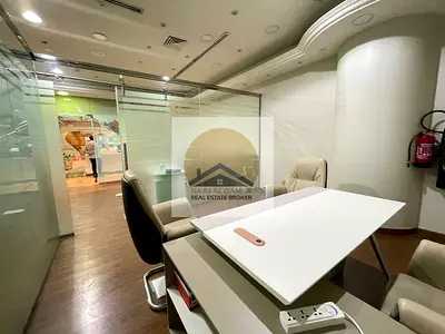 Shop or Office AC Free with 110k close to Metro