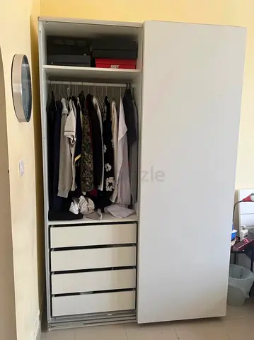 White Built-in Wardrobe with Shelves and Drawers