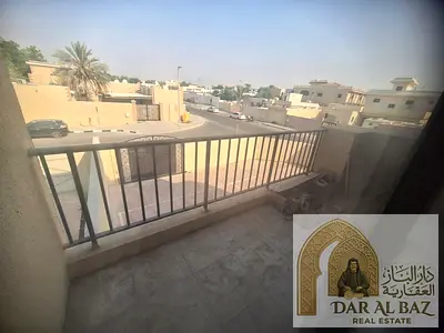 فيلا للايجار السنوى بمنطقة الشهباء - الشارقة | 5 غرف نوم مع 5 حمامات | غرفة خادمة | مجلس مستقل | بلكونه باطلاله مفتوحة | باركن خاص ل 4 سيارات