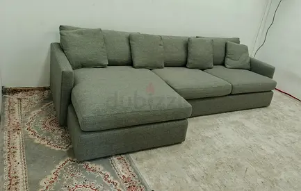 Original crate and barrel lounge Deep lshape sofa very comfortable