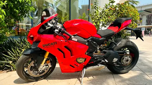 DUCATI PANIGALE V4