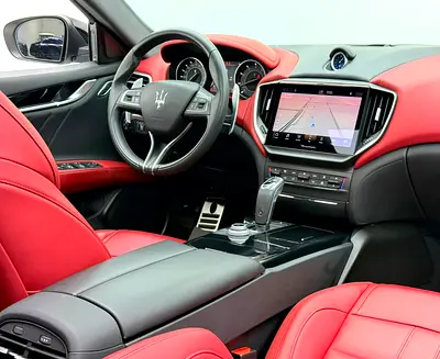 2023 Maserati GHIBLI photo 11
