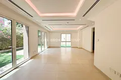 Avail Aug 1| Close to the Pool and Park| Type 3S4