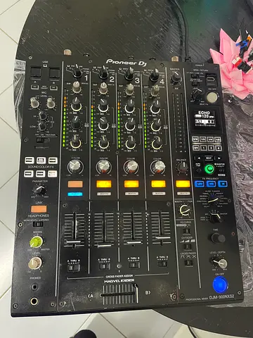 Pioneer DJM 900nexs2 4-Channel Professional DJ Mixer - Used