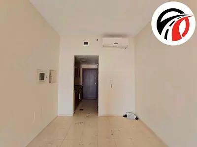 Spacious Studio // Close To Metro // Neat & Clean
