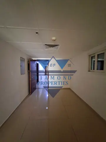 ABU SHAGARA 2BHK//CENTRAL AC//GOOD LOCATION NEAR BY PARK RENT ONLY 36K