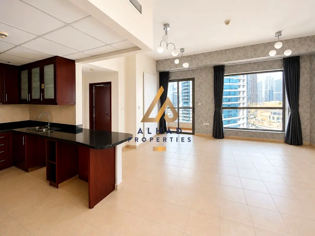 Vacant | Unfurnished | Marina & City Views | Balcony