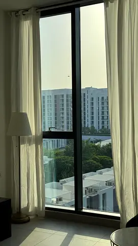 "Elegantly furnished studio with a sea view