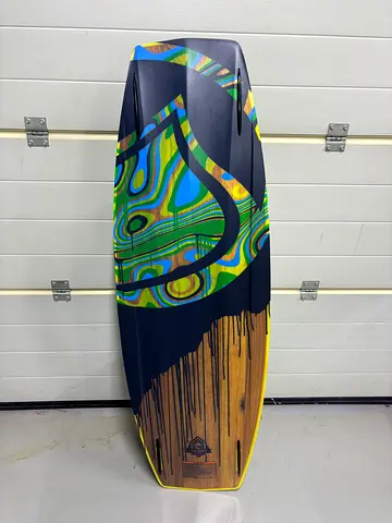 Wakeboard - Liquid Force BOB I37