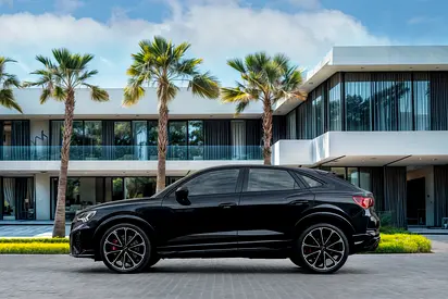 2022 AUDI RS Q3 照片 2