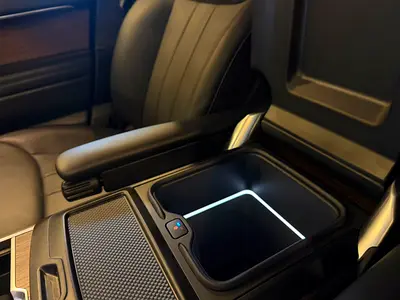 2025 LAND Rover RANGE ROVER — миниатюра 8