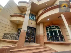 SPACIOUS 4 BED ROOM HALL VILLA IN THE COMPOUND AVAILABLE IN MBZ CITY