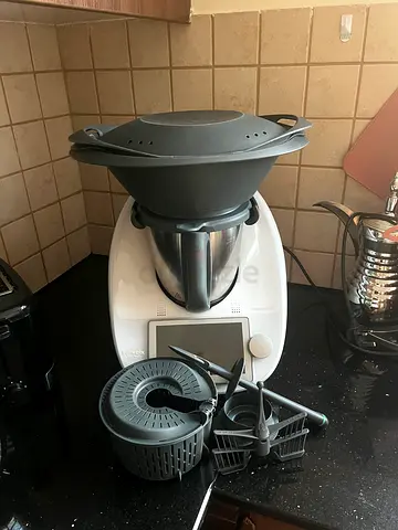 Thermomix tm6 excellent conditions, bought on May 2025