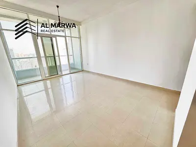 LUXURY SPACIOUS STUDIO WITH BALCONY ~ ONE MONTH FREE ~ BRIGHT AND CLEAN