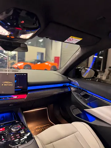 صورة مصغرة 7 لـ 2025 BMW M5