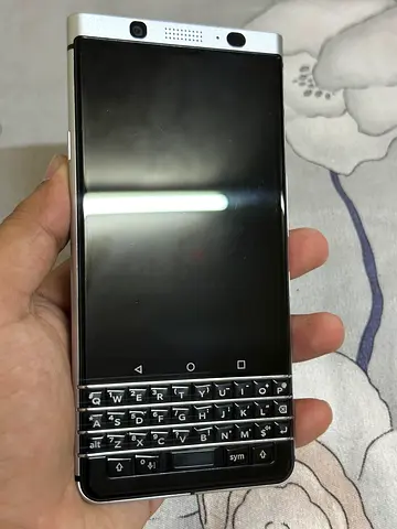 BlackBerry KEY1 with physical QWERTY keyboard - support,Whatsapp/snapchat