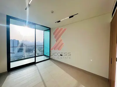 Brand-New High-Floor Studio | Marina & Burj Al Arab Views | Walk to Circle Mall