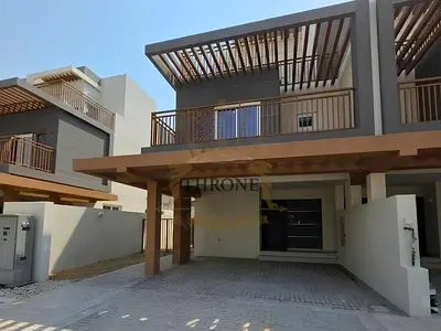 Motivated Seller | L-Shaped Garden |Corner Plot