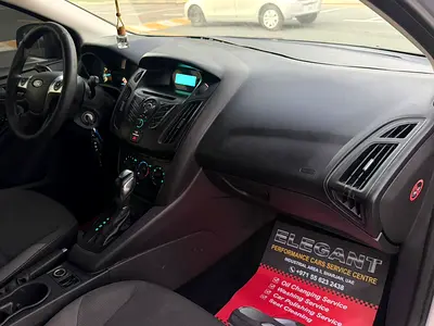 2014 FORD FOCUS 照片 9