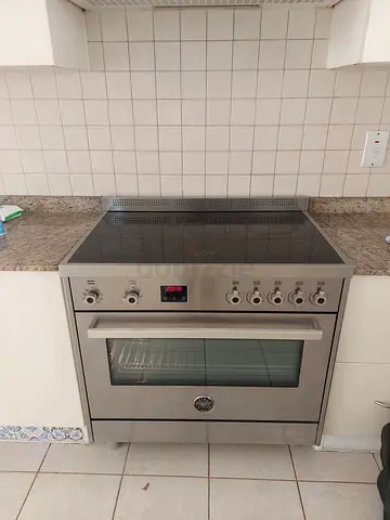 Bertazoni Electric Ceramic Cooking Range 90x60cm With Oven Excellent Condition