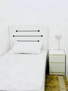 Executive Partition available near Dmcc metro station dubai Marina