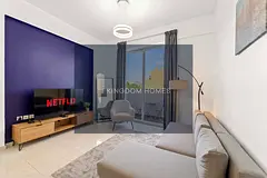 1BR + Study | Home Office Ready | Balcony &amp; Natural Light | Golden Wood Views