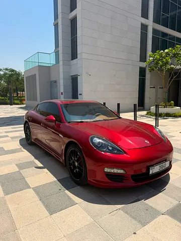 Porsche Panamera S 2011 GCC Specs