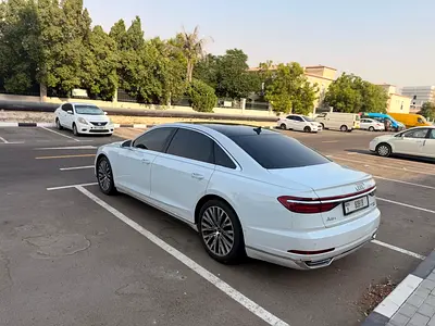 صورة 5 لـ 2021 AUDI A8