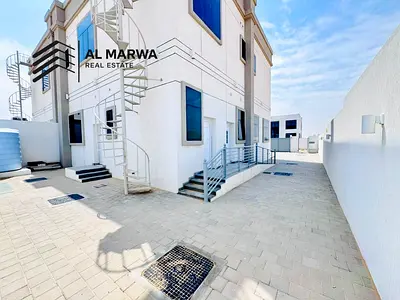Best offer 5bhk with huge majlis big yard just 140