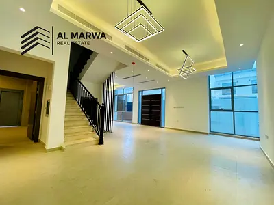 Luxurious brand new home prime location price 1 cheque 145k
