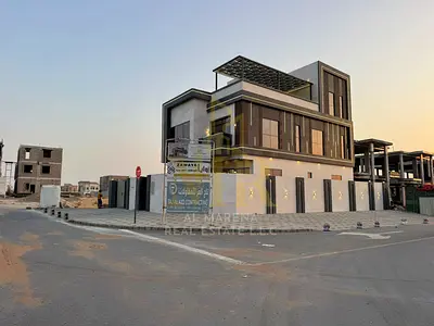 Villa for sale on the main street, ready to move in, with a special discount for cash payments, in one of the most prestigious areas of Ajman. Registr