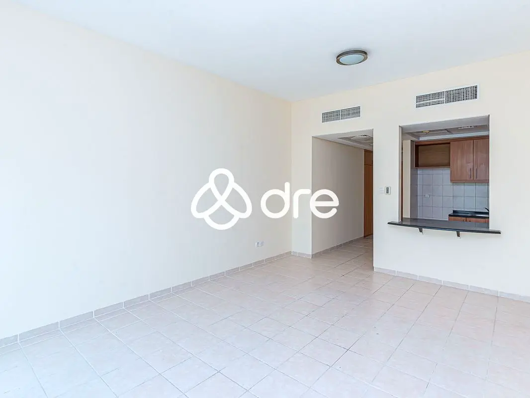Great Location | Near to Metro | Bright Unit