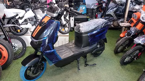 2 Seater Scooter | Windhorse m5 pro