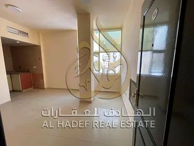 # ✨ استوديو للإيجار السنوي في القليعة – الشارقة ✨  استمتع بالسكن في **منطقة القليعة – الشارقة**، إحدى المناطق الهادئة والمميزة، والتي تتمتع بموقع قريب