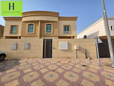 Modern 5BR Villa Al Hoshi